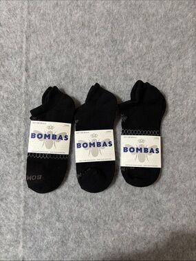 Bombas Black Athletic Running Ankle Lot Of 3 Socks unisex Size Large NWT